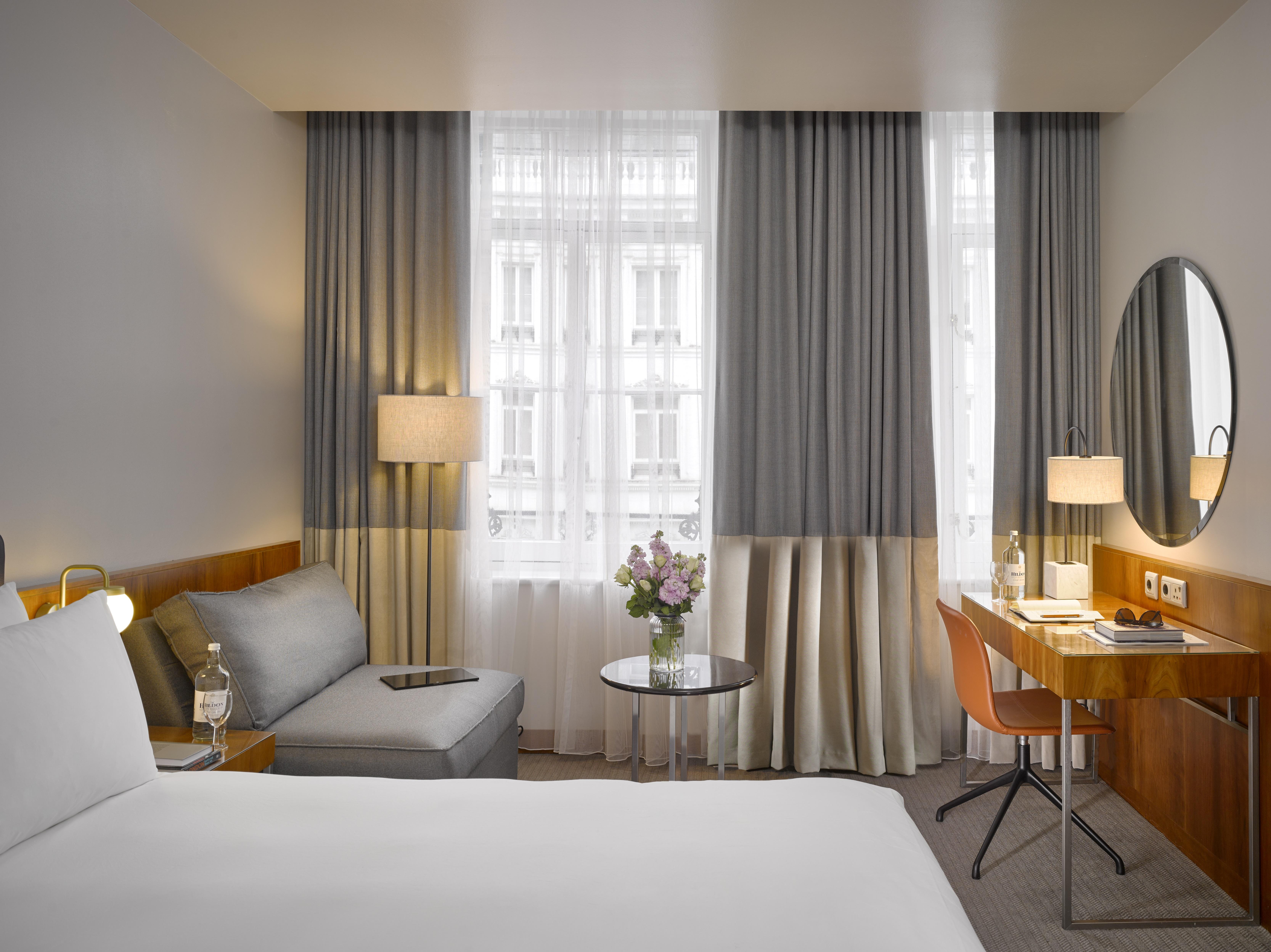 Miiro Templeton Garden Hotel London Ngoại thất bức ảnh