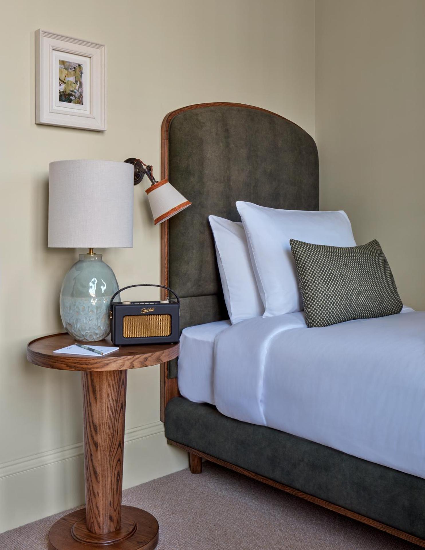 Miiro Templeton Garden Hotel London Ngoại thất bức ảnh