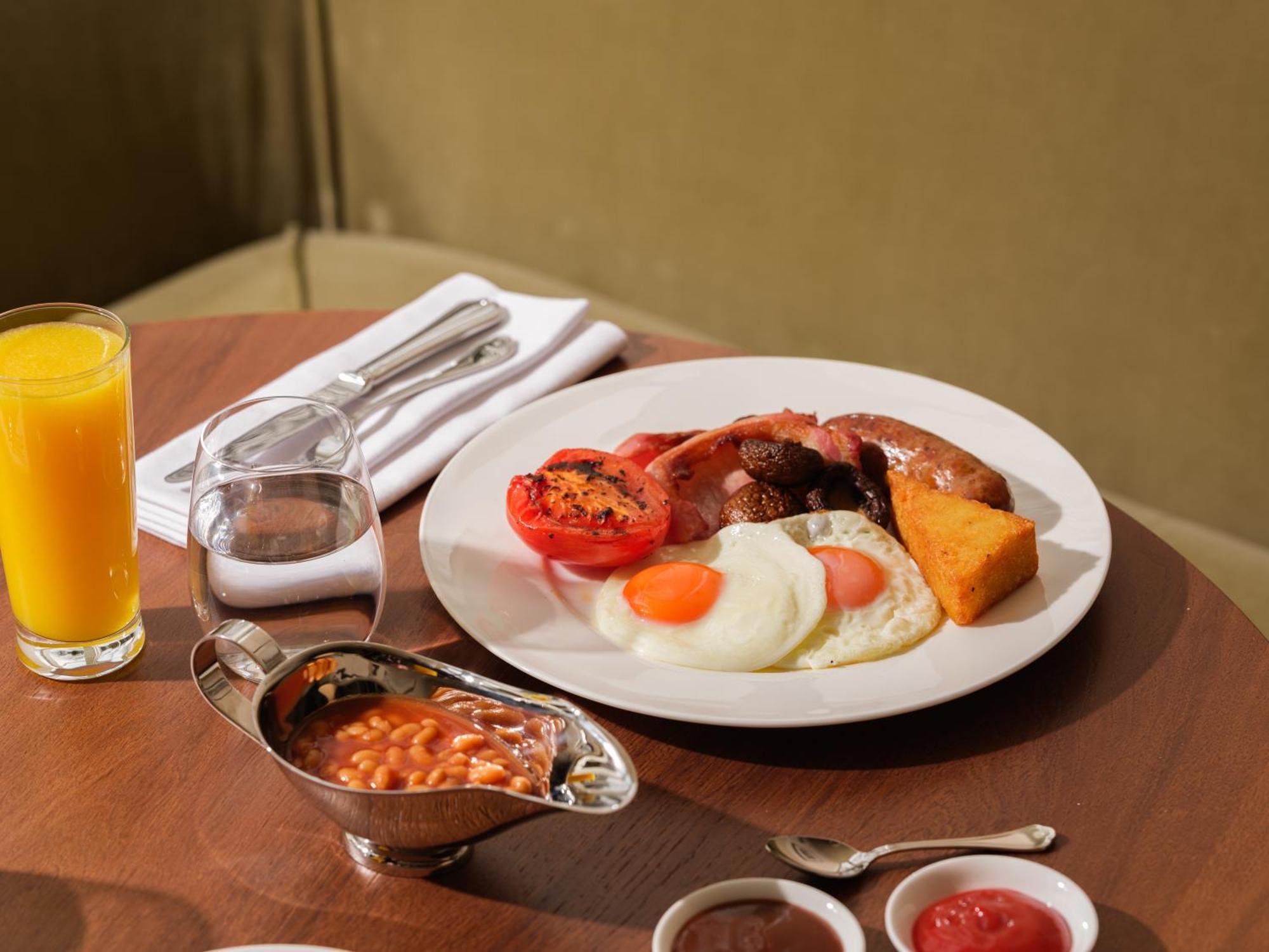 Miiro Templeton Garden Hotel London Ngoại thất bức ảnh